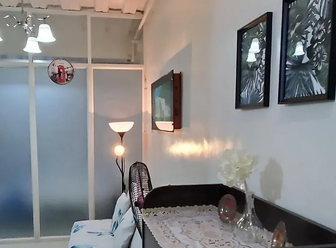 Jen's Paranaque Apartamento Manila